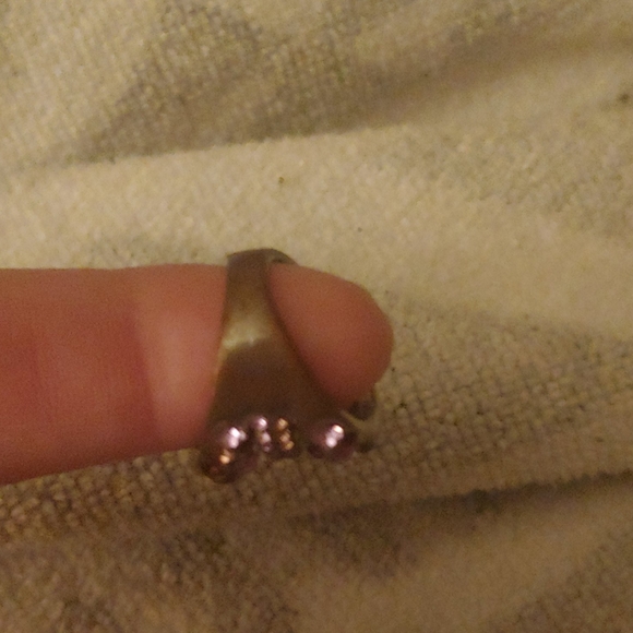 Ring - Picture 4 of 4